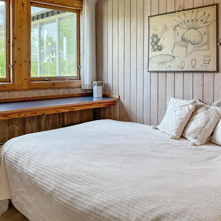 Ferienhaus 3 Bedroom Stunning In