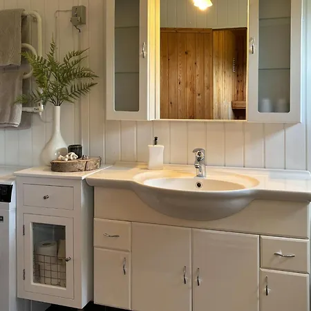 3 Bedroom Stunning In * Øster Assels