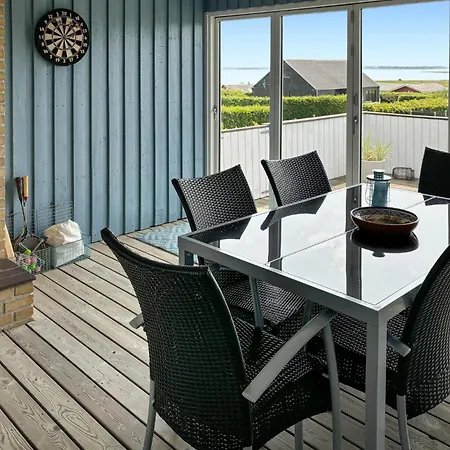 Dom wakacyjny 3 Bedroom Stunning In Oster Assels
