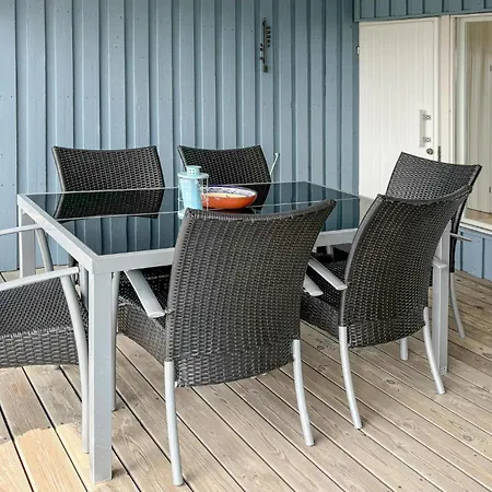 3 Bedroom Stunning In *