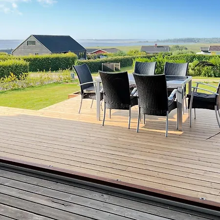 3 Bedroom Stunning In Dom wakacyjny Oster Assels