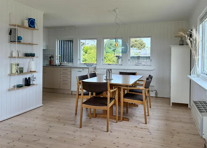Dom wakacyjny 3 Bedroom Stunning In