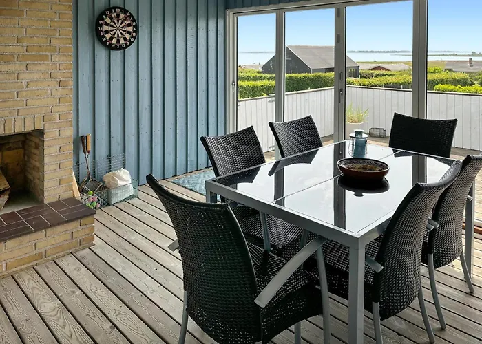 Dom wakacyjny 3 Bedroom Stunning In Oster Assels