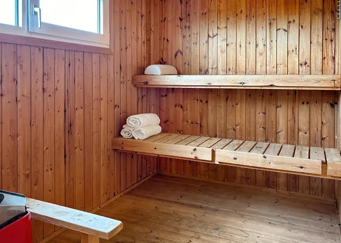 3 Bedroom Stunning In *