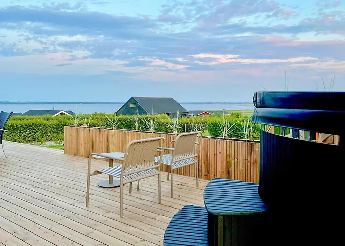 3 Bedroom Stunning In Dom wakacyjny *