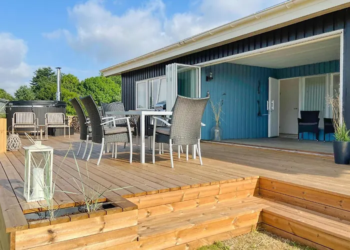 Dom wakacyjny 3 Bedroom Stunning In Oster Assels